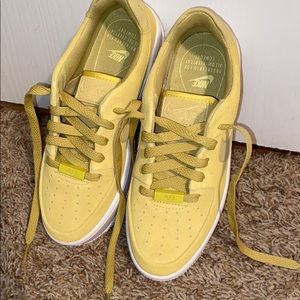 Air Force 1 Sage Low Celery